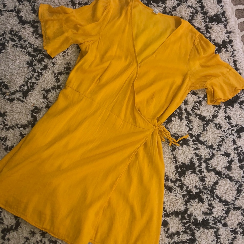Old navy large wrap dress